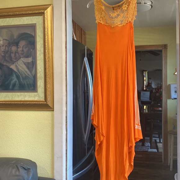 Orange and white dress, size Medium short sleeves. - Picture 7 of 7